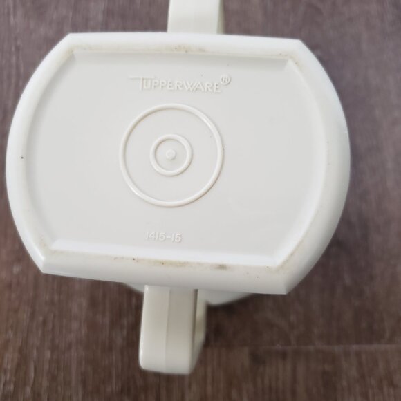 Vintage Tupperware Sugar Set Push n Seal Top Almond Cream #1415-15 - Picture 6 of 9